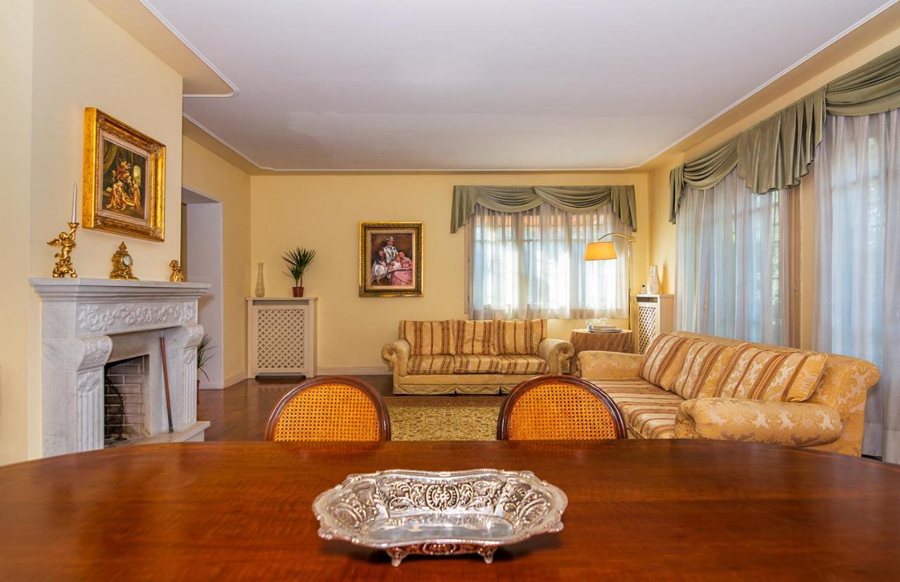 Villa Cecilia, Facing Lucca'S City Walls Экстерьер фото