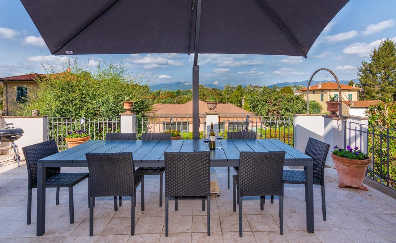 Villa Cecilia, Facing Lucca'S City Walls Экстерьер фото